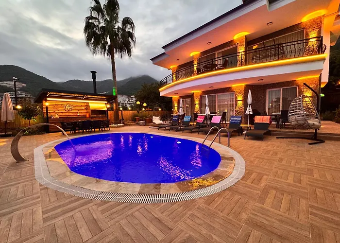 Polat Village * אלאניה